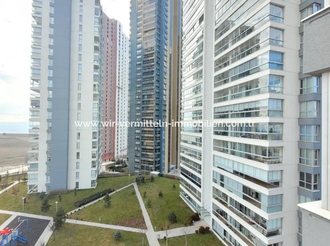 4+1 207 M² Lake View Apartment For Sale In Vacant İncek Nata