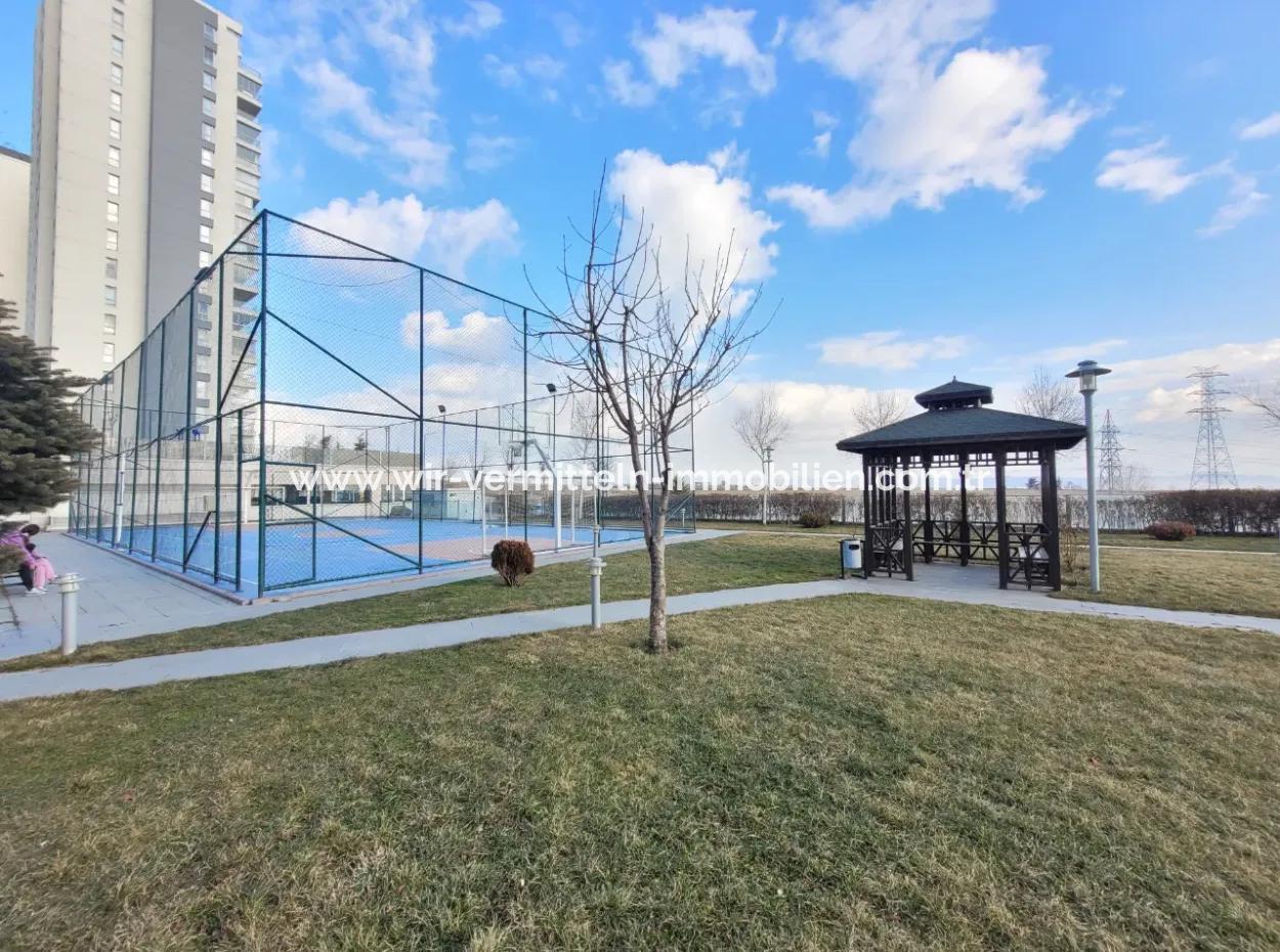 4+1 207 M² Lake View Apartment For Sale In Vacant İncek Nata