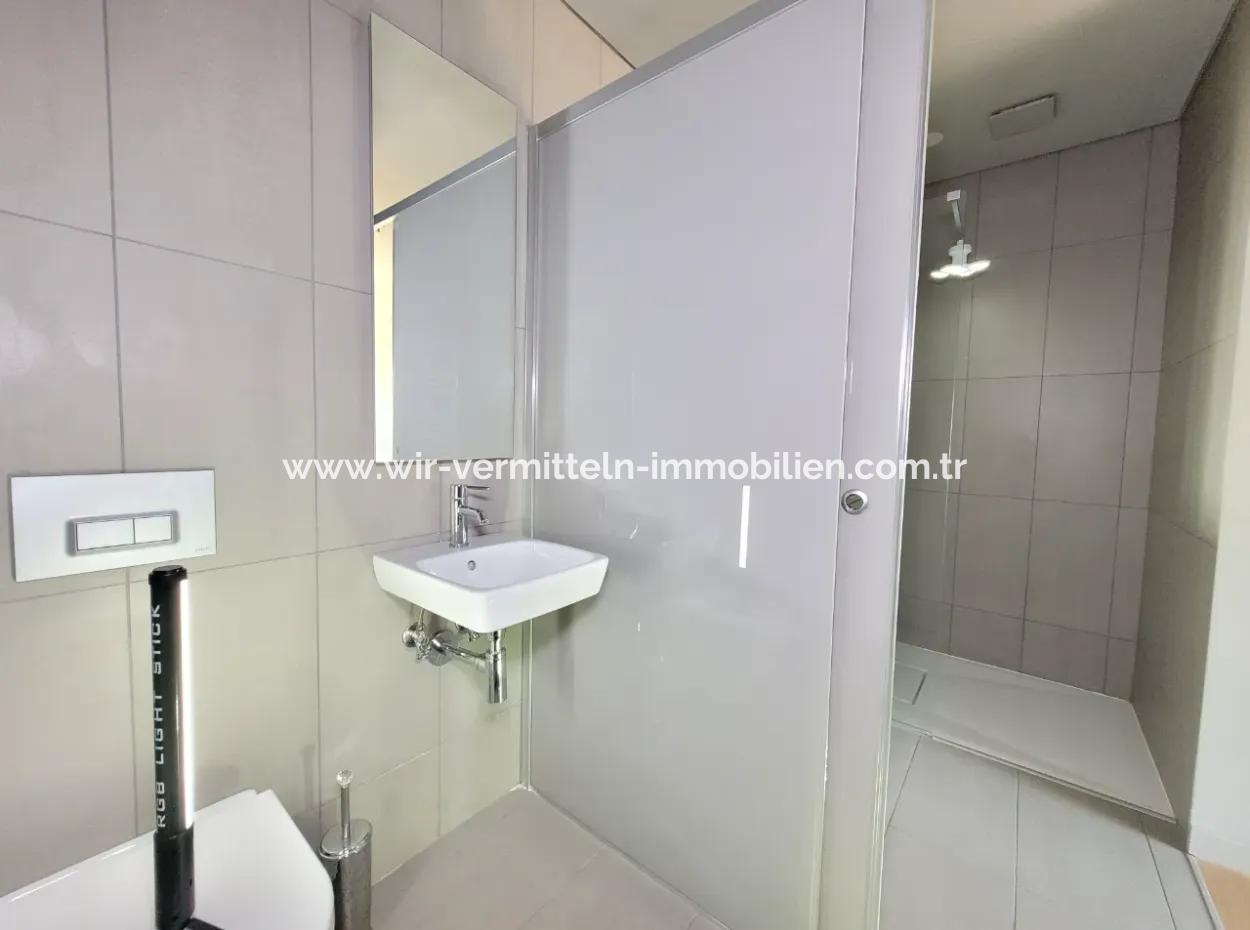 Empty İncek Loft 1+1  11Th Floor Apartment With Lake View For Rent