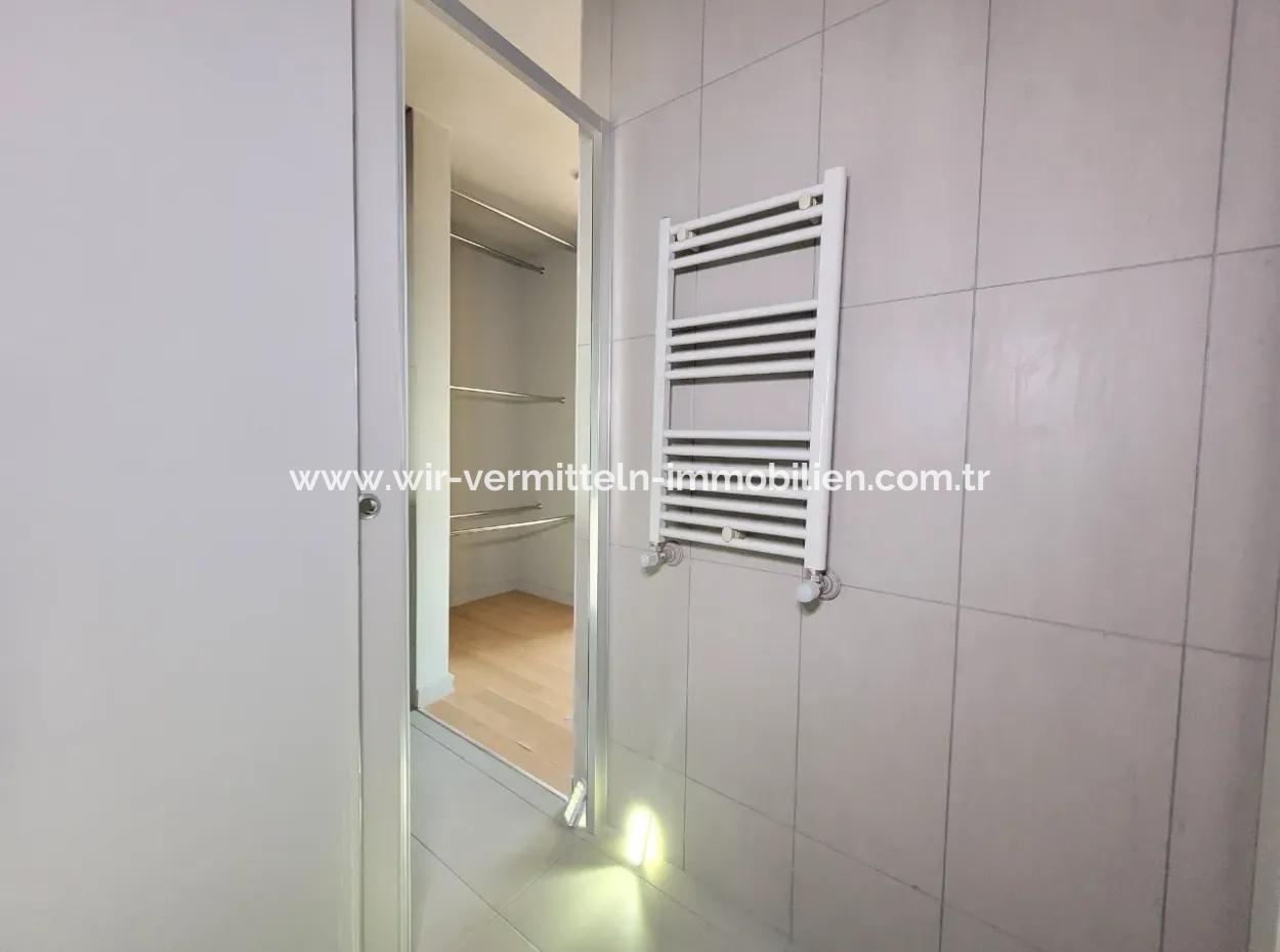 Empty İncek Loft 1+1  11Th Floor Apartment With Lake View For Rent