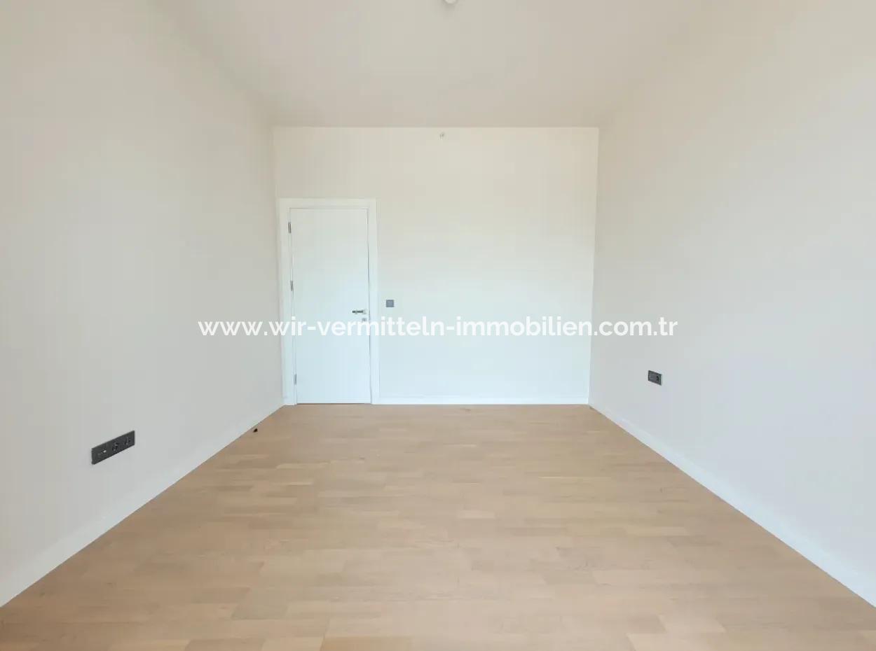 Beytepe İncek Bulvar Loft For Sale 1+1 55 M² 17Th Floor Apartment