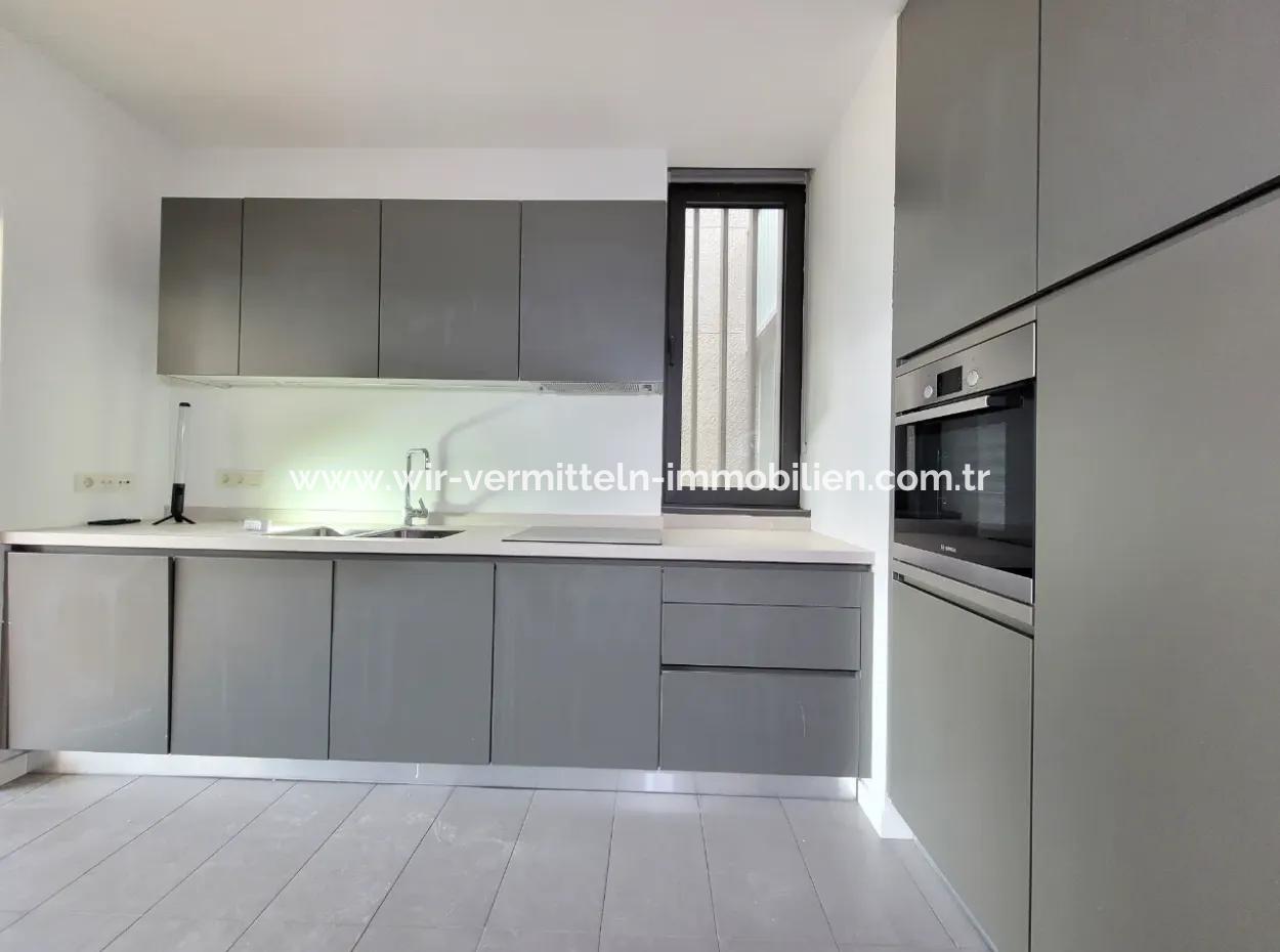 İncek Loft For Sale 3.5+1 140 M² 3Rd Floor Landscape Facade Apartment