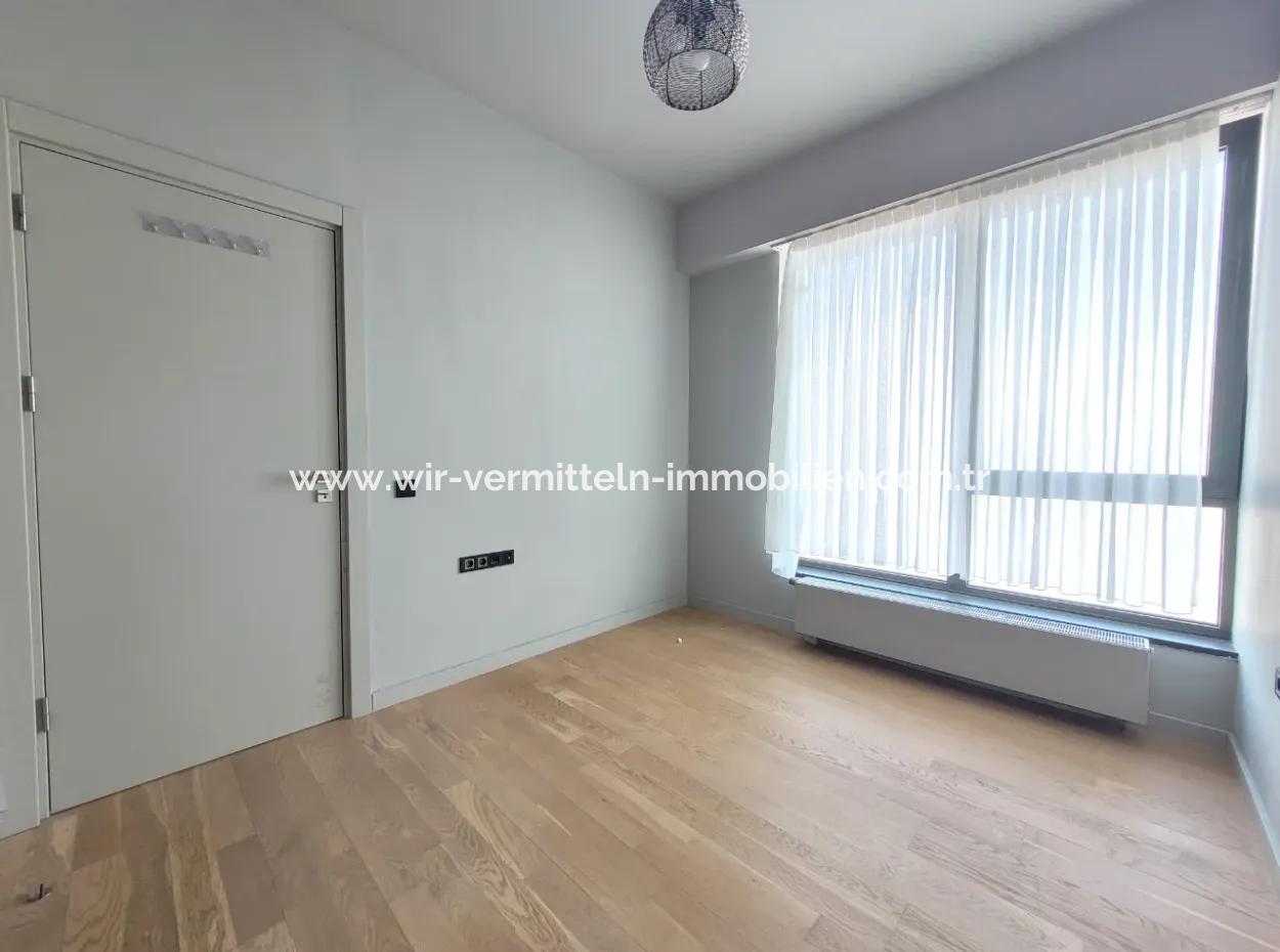 İncek Loft 1+1 14Th Floor Apartment With City View For Rent