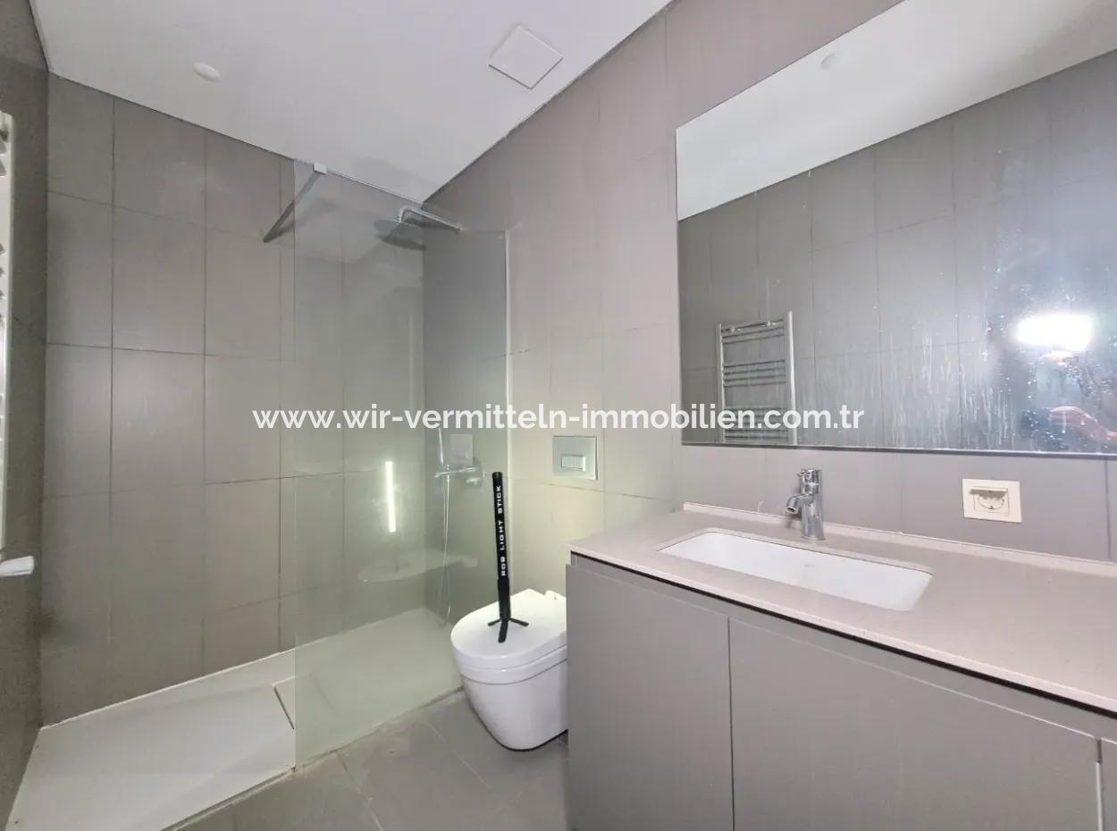 Empty İncek Loft For Sale Terrace 4+1 Mogan View 146 M² 1St Floor Apartment