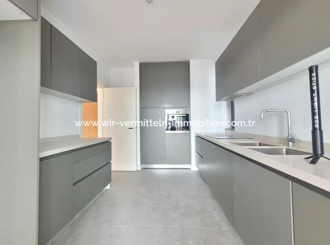Empty İncek Loft For Sale Terrace 4+1 Mogan View 146 M² 1St Floor Apartment