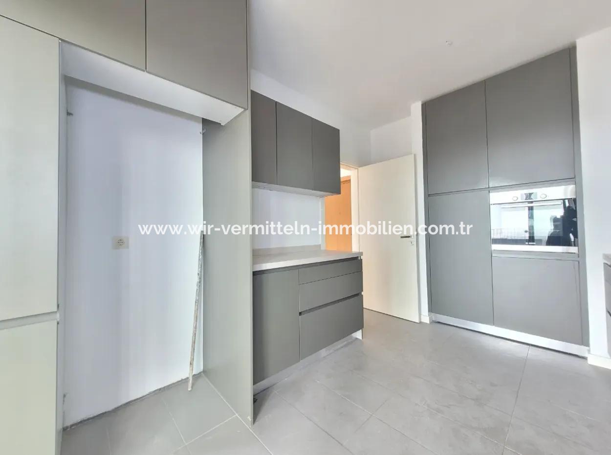 Empty İncek Loft For Sale Terrace 4+1 Mogan View 146 M² 1St Floor Apartment
