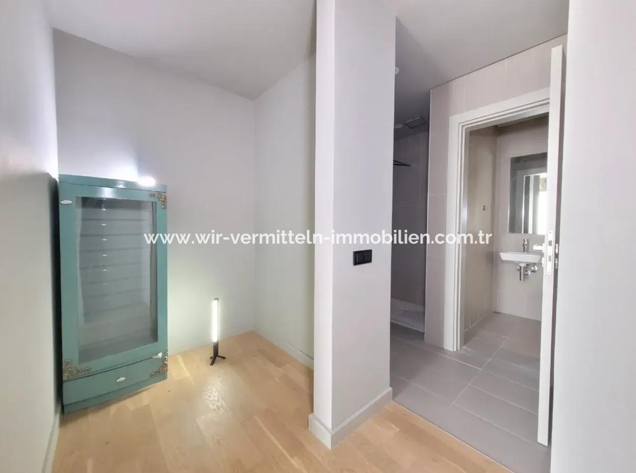 İncek Loft For Sale 1+1 City View 20Th Floor Flat