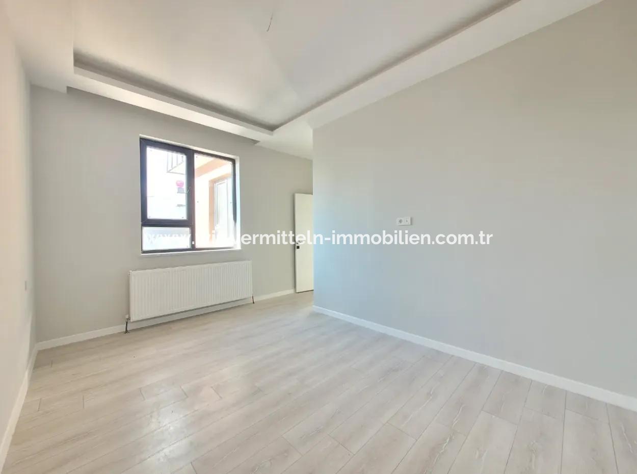 Suitable For Citizenship Luxury 200 M² Apartment For Sale On An Intermediate Floor With Park View In Bahçelievler Neighborhood, Gölbaşı, Ankara,