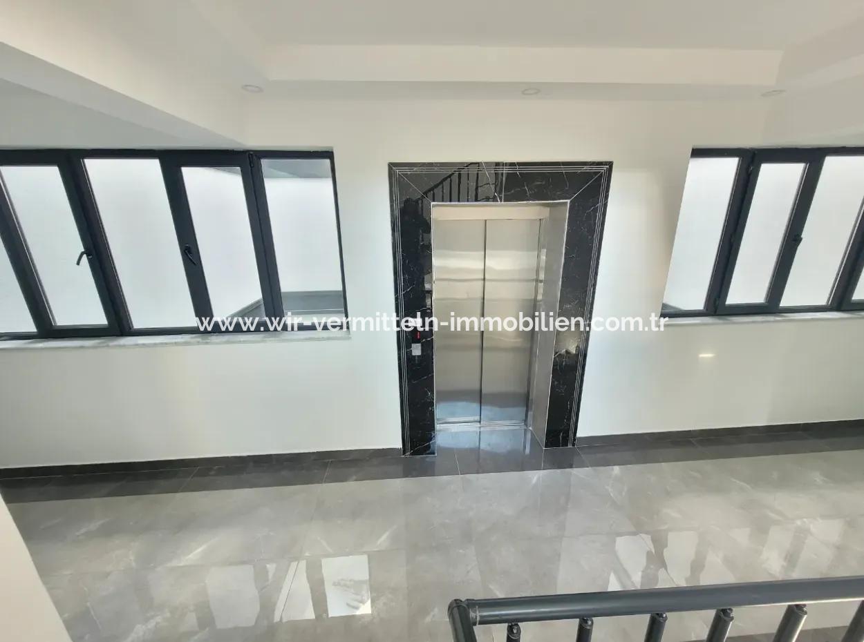 Suitable For Citizenship Luxury 200 M² Apartment For Sale On An Intermediate Floor With Park View In Bahçelievler Neighborhood, Gölbaşı, Ankara,