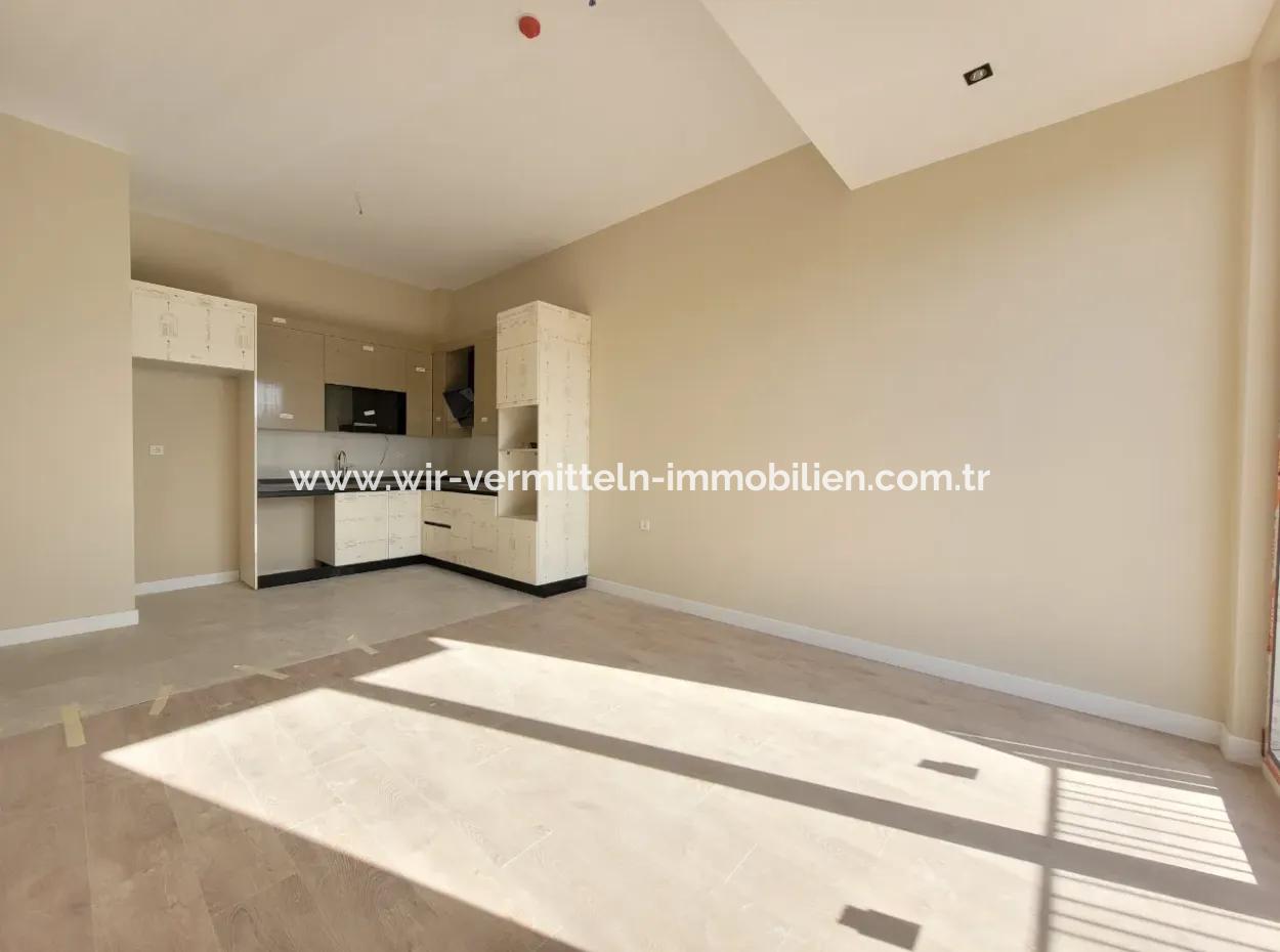 1+1 Flat For Sale Suitable For Zero Credit Suitable For Cherry Shop Metu Near Worker Blocks Neighborhood Çankaya Ankara