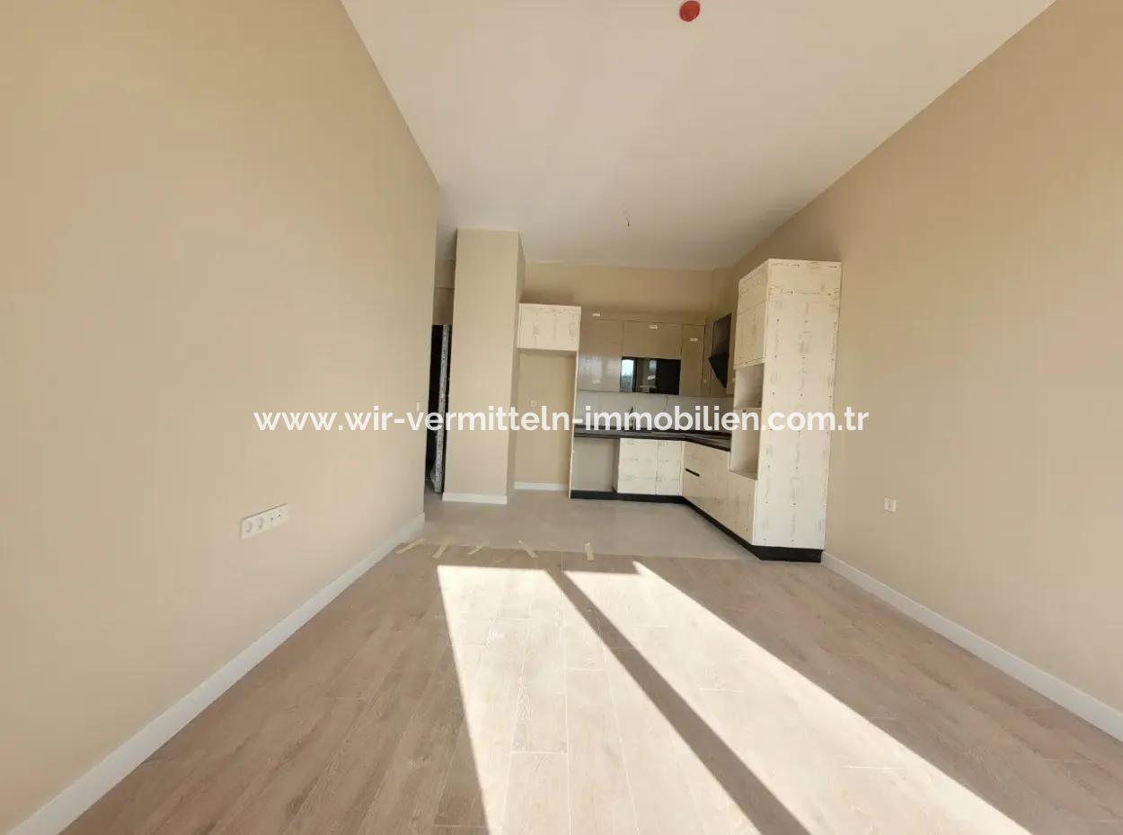1+1 Flat For Sale Suitable For Zero Credit Suitable For Cherry Shop Metu Near Worker Blocks Neighborhood Çankaya Ankara