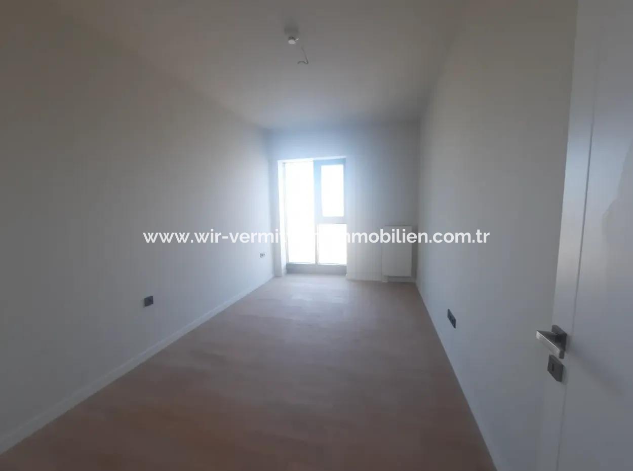 5+1 Tenantless Apartments For Sale In Beytepe İncek Bulvar Loft Complex