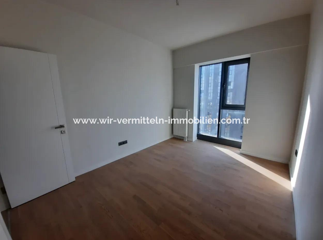 4+1 22Th Floor Tenantless Apartment For Sale In Beytepe İncek Bulvar Loft Complex