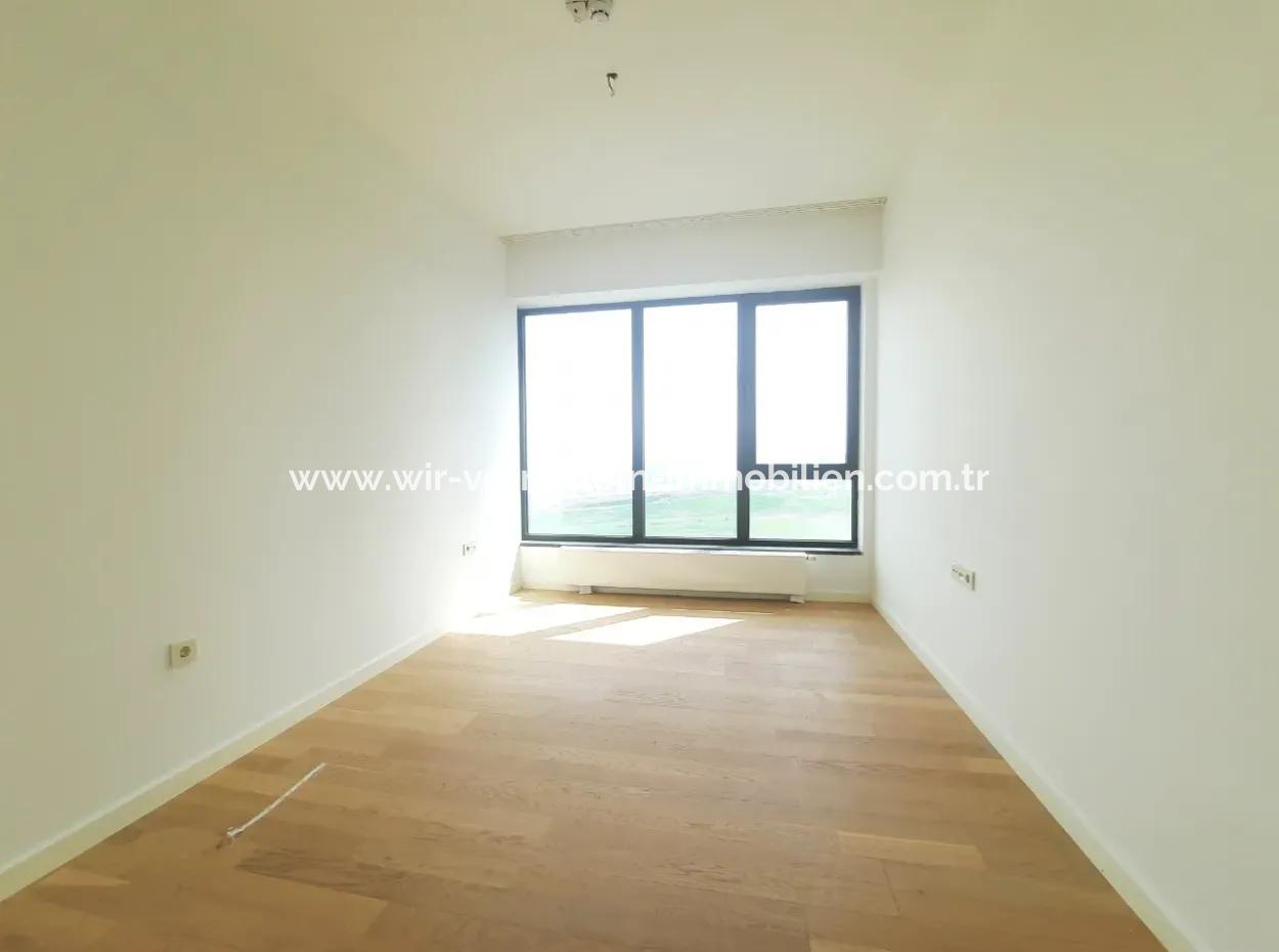 Fantastic 5,5+1 Apartment With Luxury Amenities In Gölbaşı / Ankara / Turkey