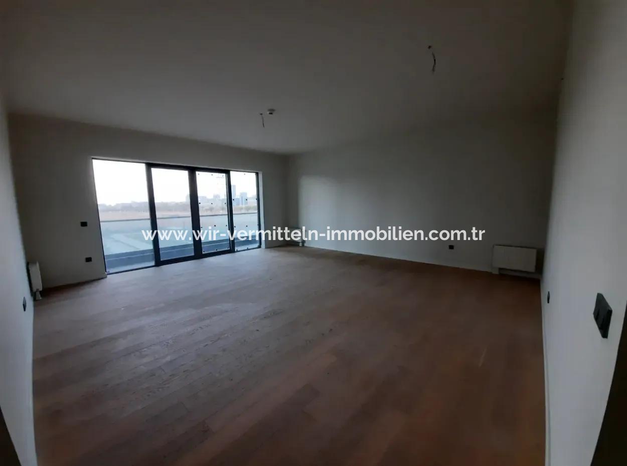 3+1 130 M² 6Th Floor Çayyolu View Apartment For Sale In Beytepe İncek Bulvar Loft Complex