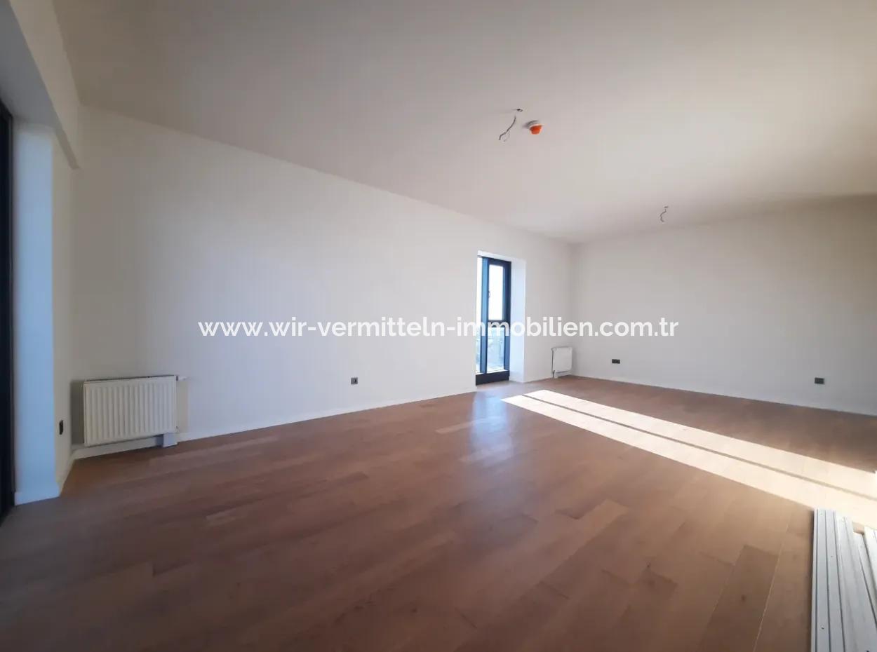 3+1 130 M² 17Rd Floor South Facing Apartment For Sale In Beytepe İncek Bulvar Loft Complex