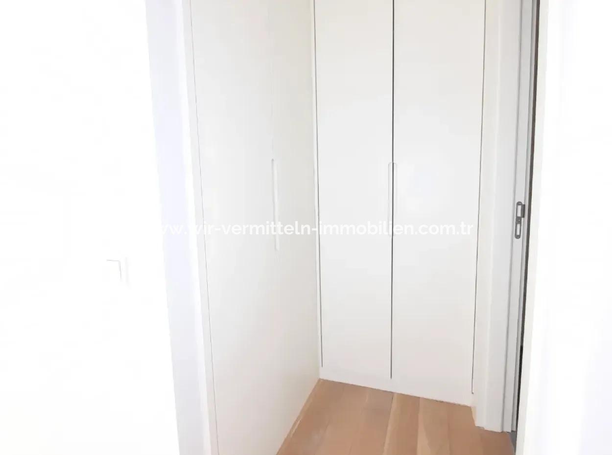 5,5+1 Duplex 2Th Floor Tenantless Apartment With Landscape View For Sale In İncek Loft Complex