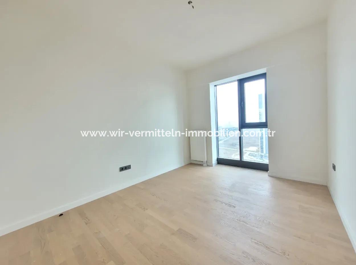 4+1 6Th Floor Tenantless Apartment For Sale In Beytepe İncek Bulvar Loft Complex