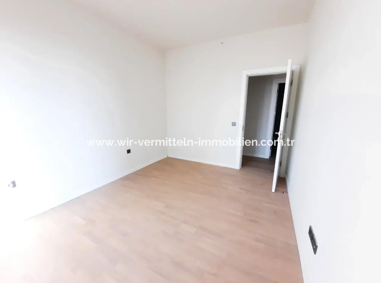 4+1 17 Th Floor Tenantless Apartment For Sale In Beytepe İncek Bulvar Loft Complex