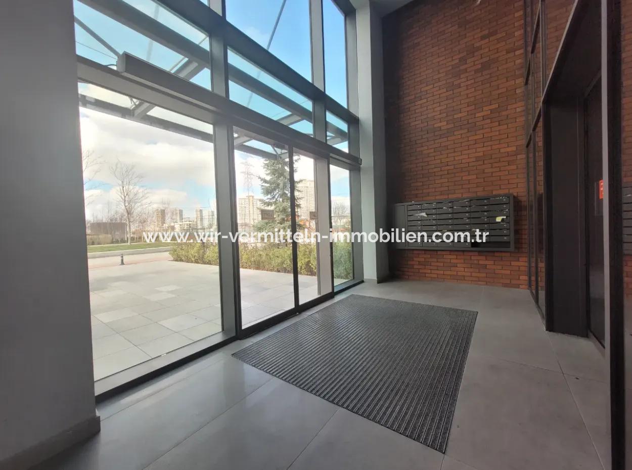 4+1 17 Th Floor Tenantless Apartment For Sale In Beytepe İncek Bulvar Loft Complex