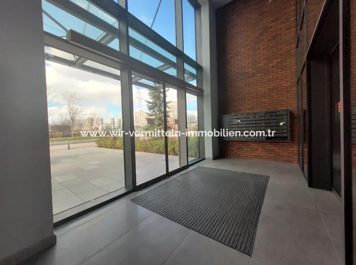 4+1 17 Th Floor Tenantless Apartment For Sale In Beytepe İncek Bulvar Loft Complex