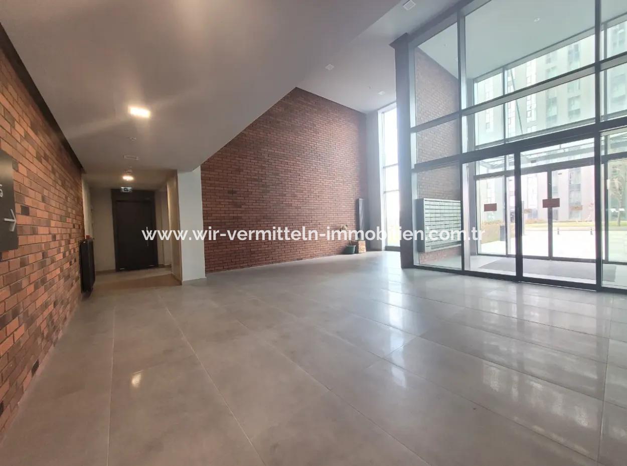 110 M2 2+1 3St Floor Tenantless Apartment For Sale In Beytepe İncek Bulvar Loft Complex