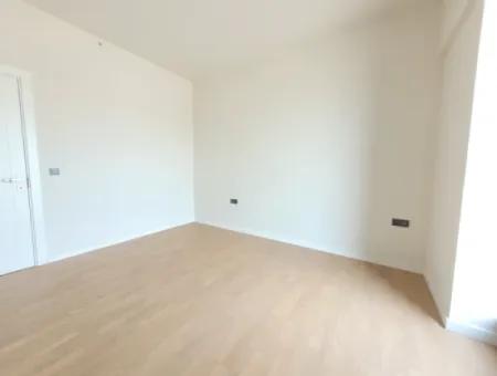 Beytepe İncek Bulvar Loft For Sale 1+1 55 M² 17Th Floor Apartment