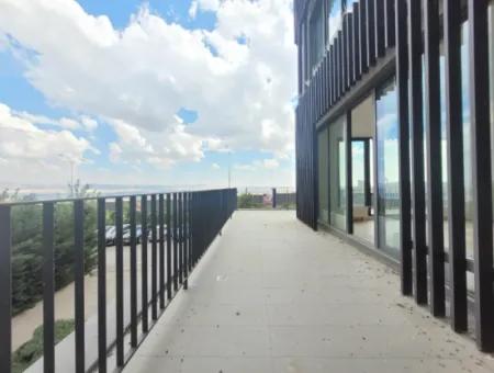 Empty İncek Loft For Sale Terrace 4+1 Mogan View 146 M² 1St Floor Apartment