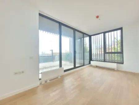 Empty İncek Loft For Sale Terrace 4+1 Mogan View 146 M² 1St Floor Apartment