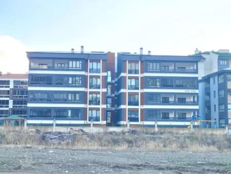 Suitable For Citizenship Luxury 200 M² Apartment For Sale On An Intermediate Floor With Park View In Bahçelievler Neighborhood, Gölbaşı, Ankara,