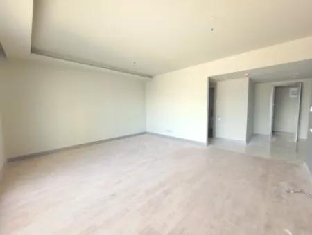 Zero City İncek For Sale 3+1 Landscape View 124 M2 3Rd Floor Flat Hacılar Neighborhood Gölbaşı Ankara