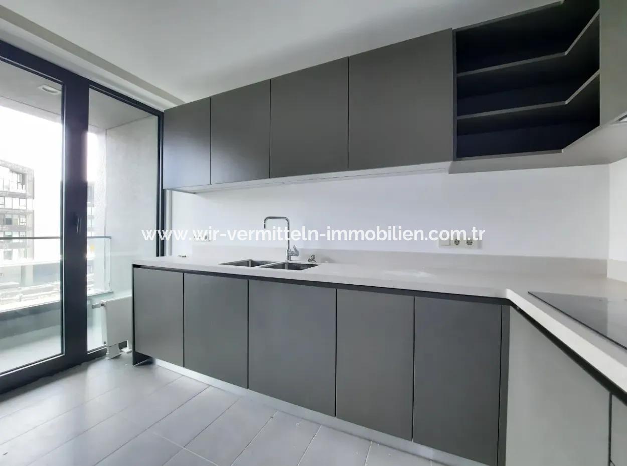 İncek Loft Satılık  3+1 Dubleks Peyzaj Manzaralı 2.Kat Daire