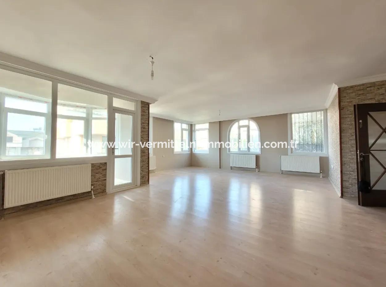 Bilkent 3 Ufuk Sitesi Yanında Caner Sitesinde Kiralık Lüks 6+2 Villa