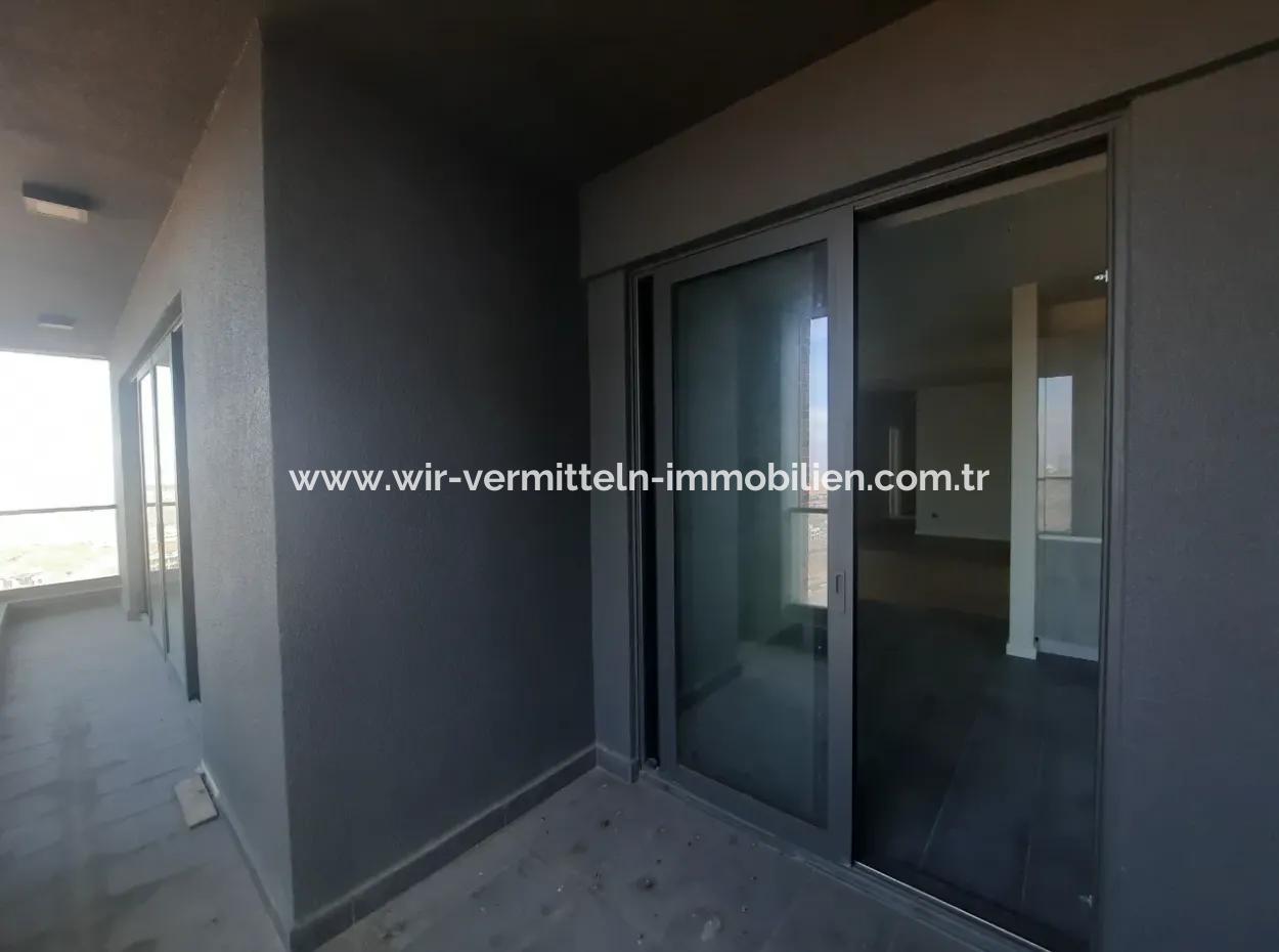 Beytepe İncek Bulvar Loft Satılık 5+1 15.Kat Kiracısız Daire