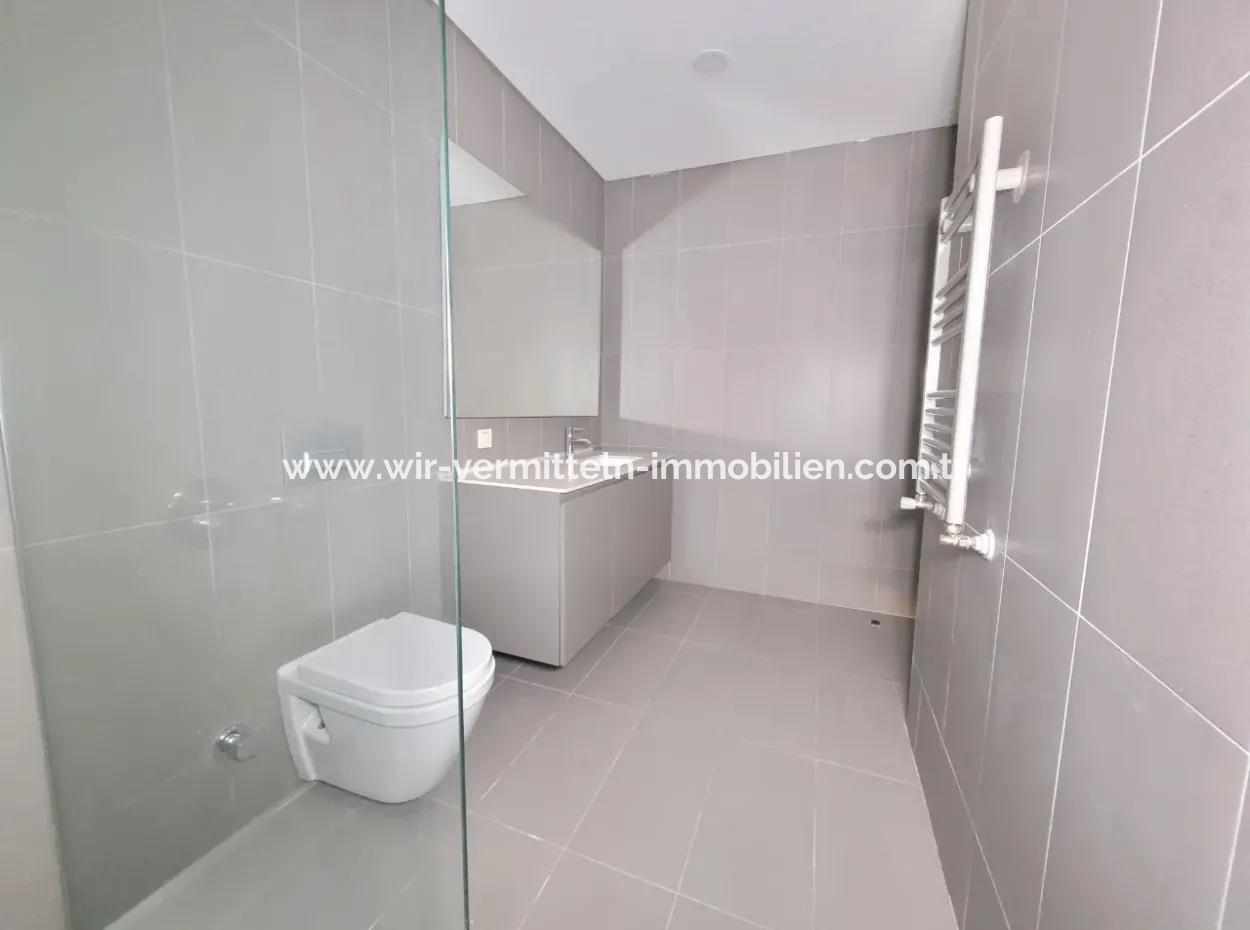 İncek Loft Satılık 2,5+1 Peyzaj Manzaralı 1.Kat Daire