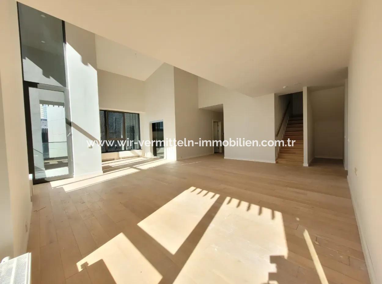 İncek Loft Satılık  5.5+1 Dubleks  Peyzaj Manzaralı 4.Kat Kiracısız Daire