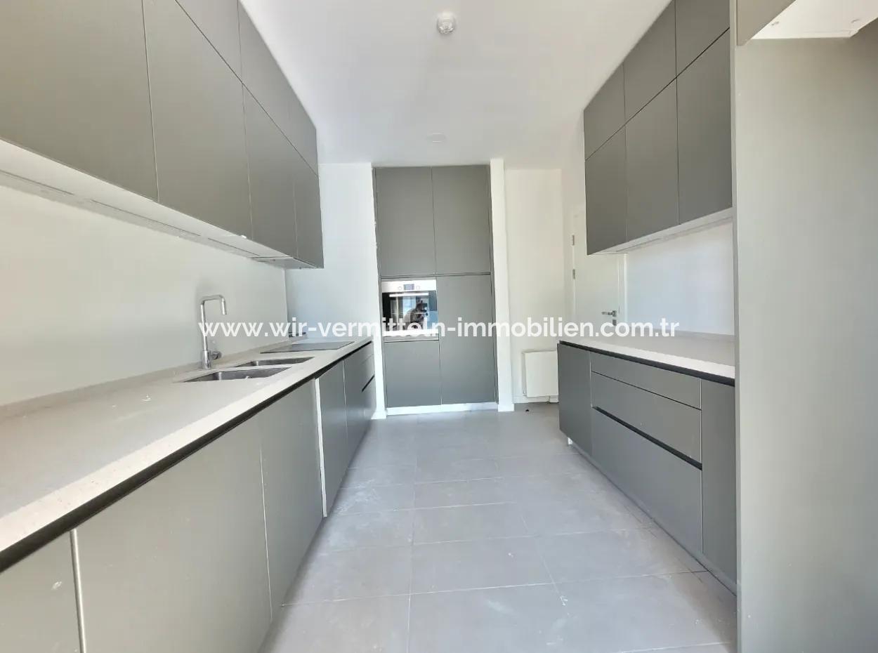 İncek Loft Satılık  5.5+1 Dubleks  Peyzaj Manzaralı 4.Kat Kiracısız Daire