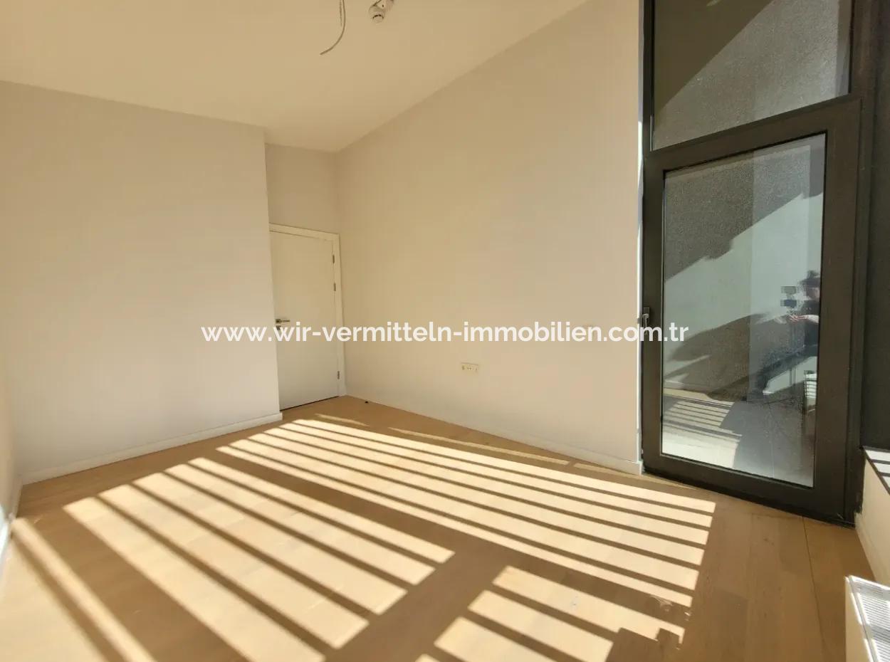 İncek Loft Satılık  5.5+1 Dubleks  Peyzaj Manzaralı 4.Kat Kiracısız Daire