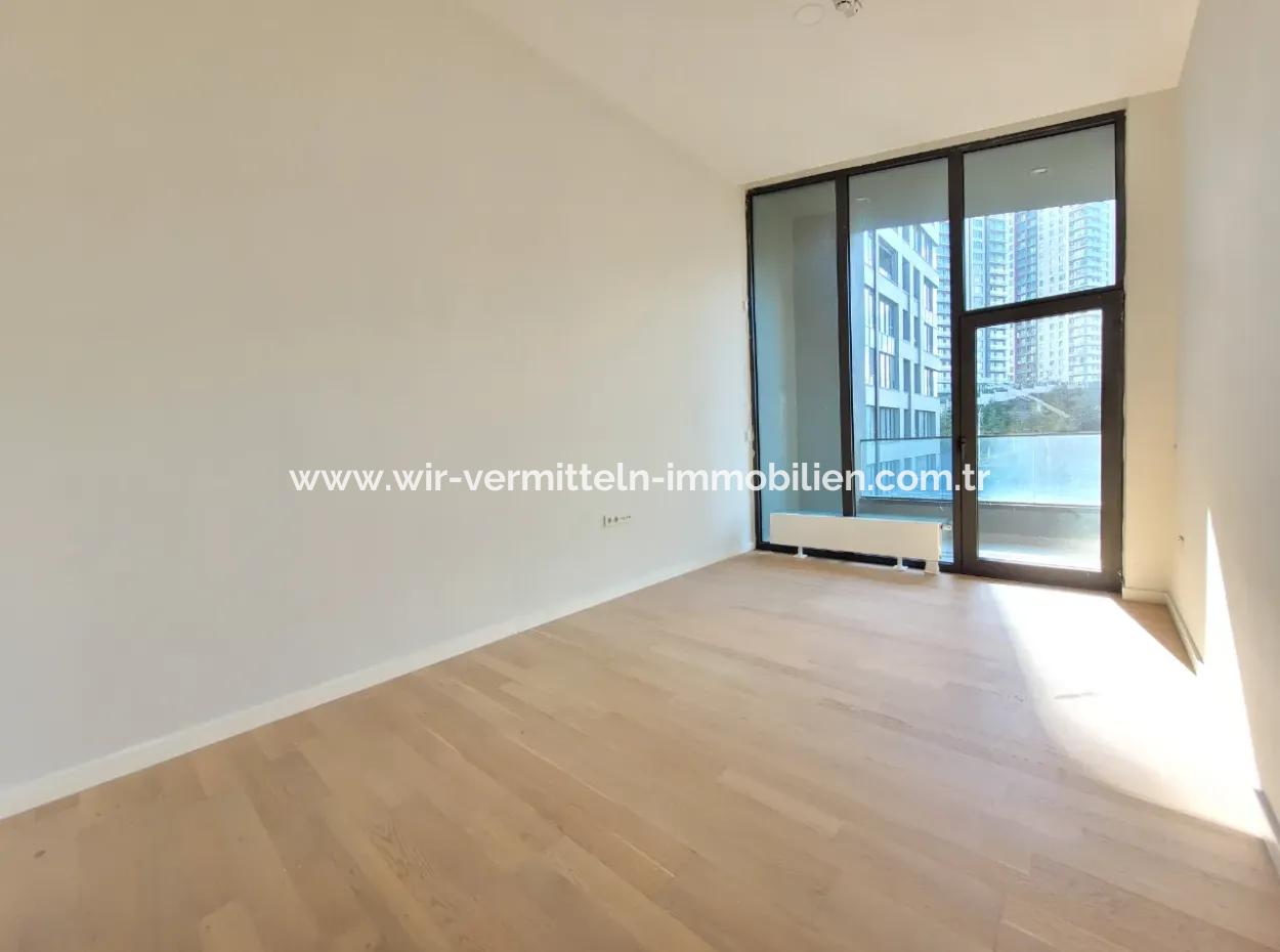 İncek Loft Satılık  5.5+1 Dubleks  Peyzaj Manzaralı 4.Kat Kiracısız Daire