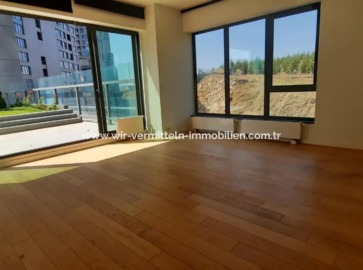 İncek Loft Satılık Teraslı  3+1 Şehir Manzaralı 4.Kat Daire