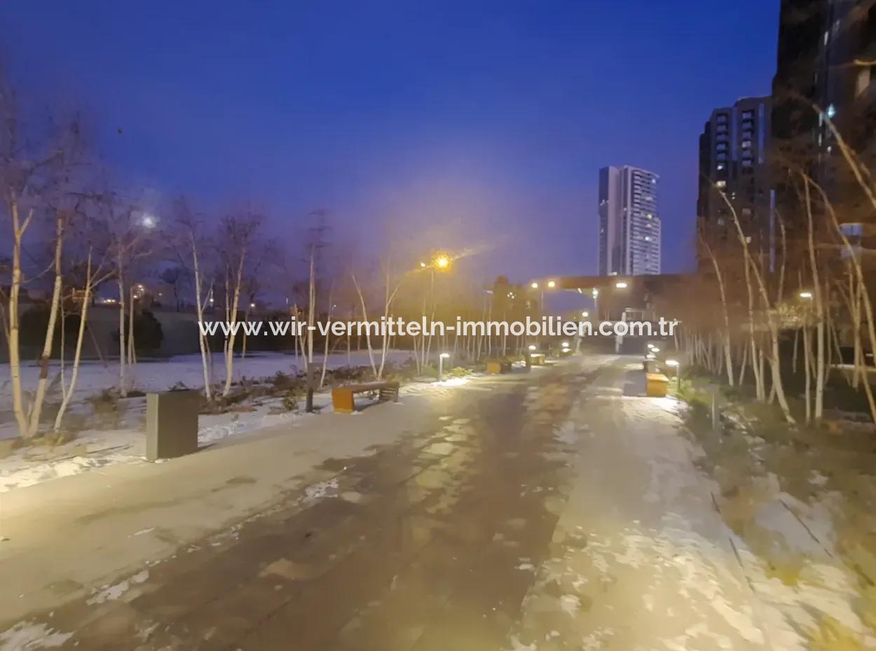 Beytepe İncek Bulvar Loft Satılık 3+1 130 M² 1.Kat Park Manzaralı Güney Cephe Daire