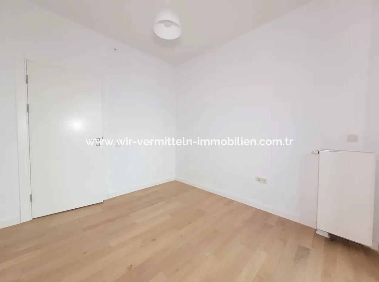İncek Loft  Kiralık 2+1 85 M² 6.Kat Mogan Cephe Daire