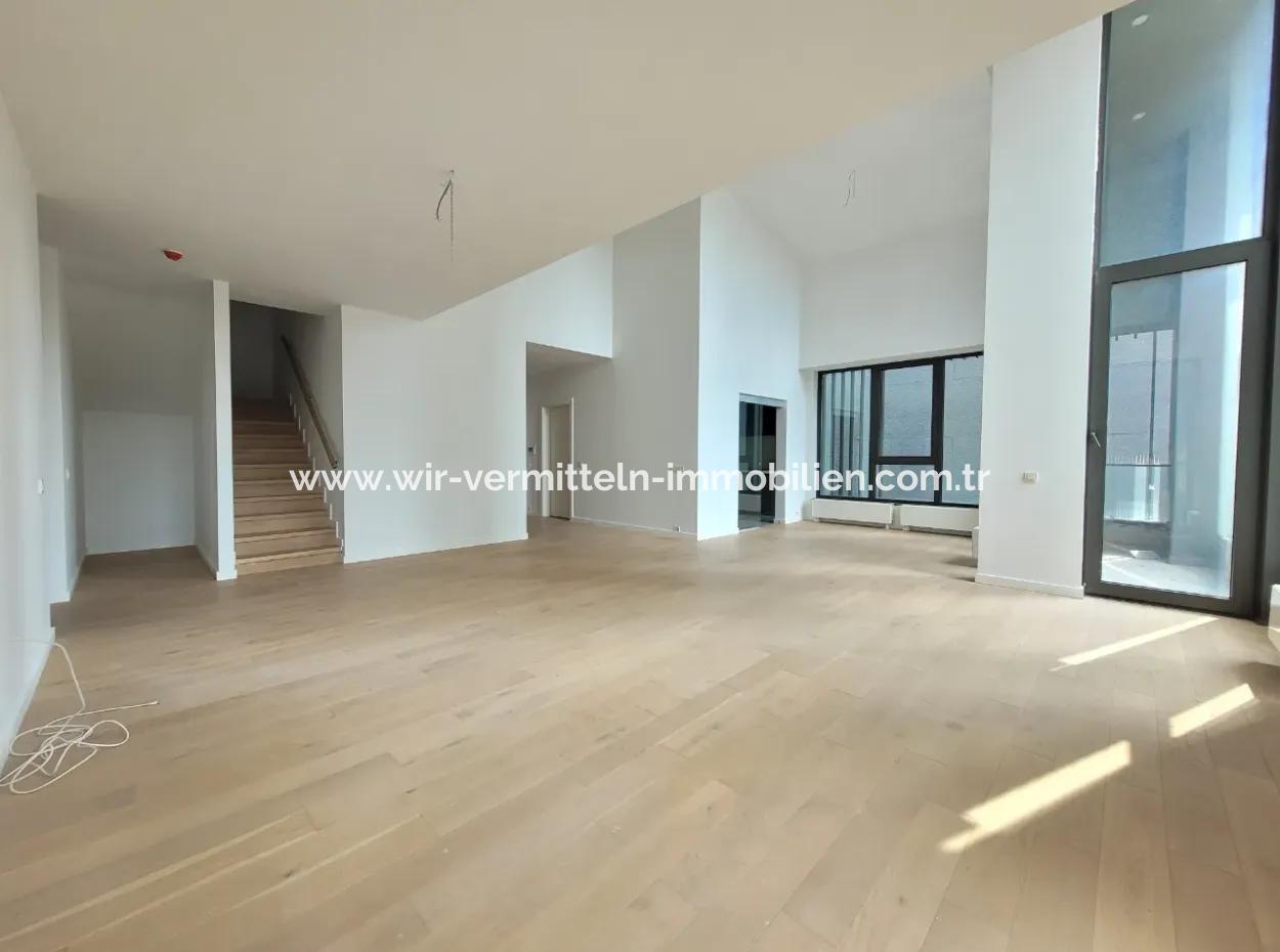 İncek Loft Satılık 5,5+1 Dubleks Peysaj Manzaralı Kiracısız Daire