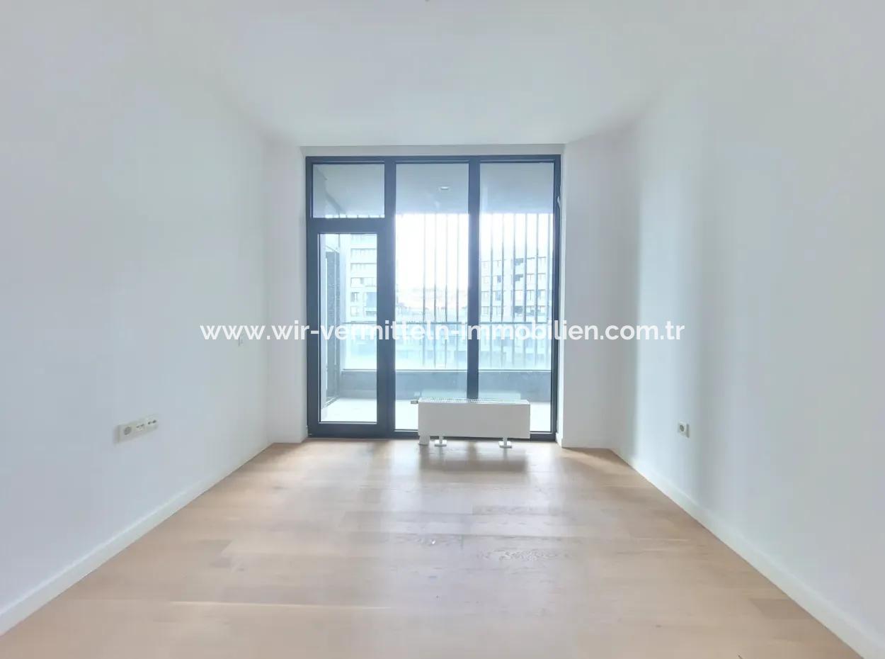 İncek Loft Satılık 5,5+1 Dubleks Peysaj Manzaralı Kiracısız Daire