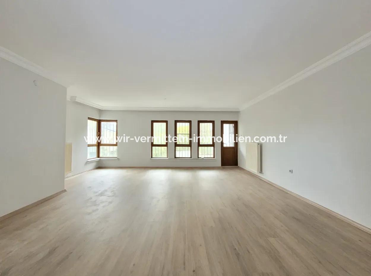 Ümitköy Merkezde Kiralık Yüksek Giriş 150 M² 4+1 Daire