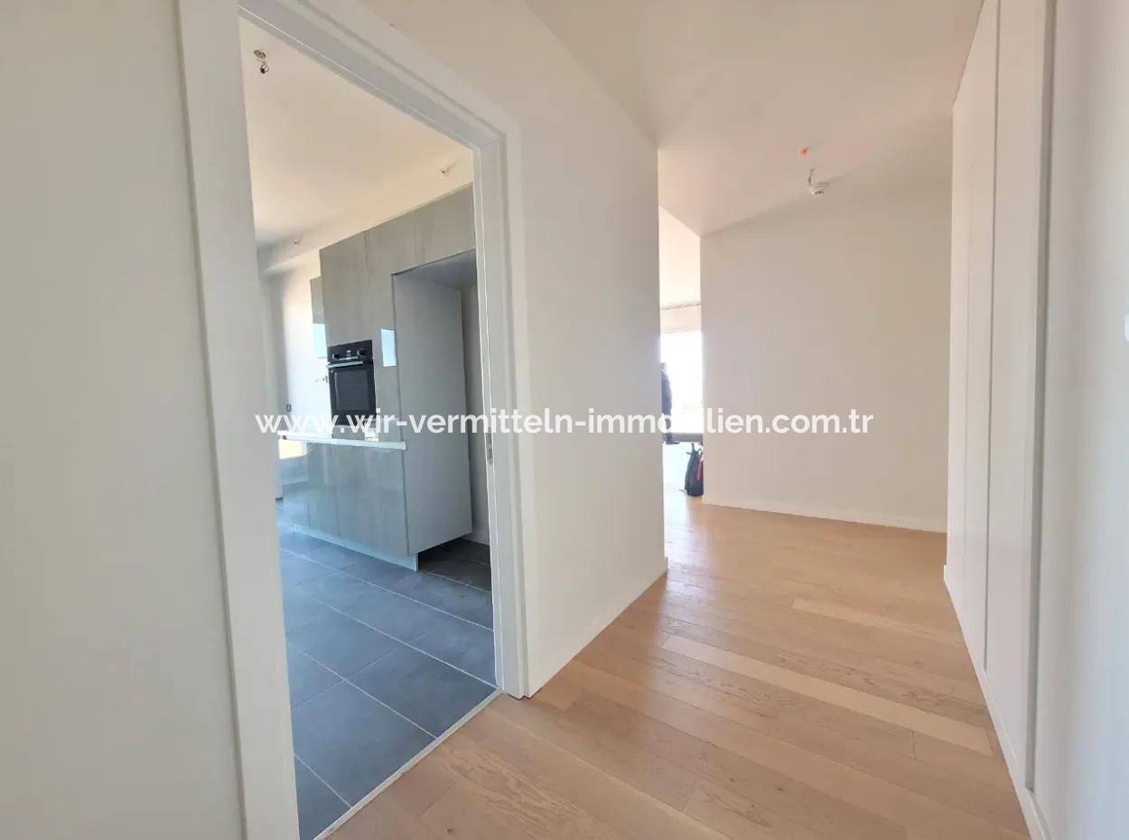 Kiralık Beytepe İncek Bulvar Loft 3+1 110 M² 19.Kat Bulvar Ve Göl Manzaralı