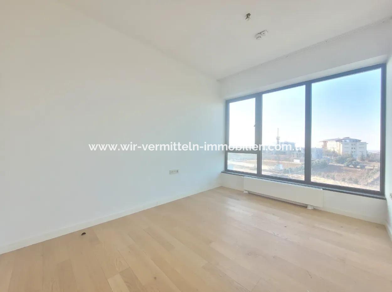 İncek Loft Kiralık 3+1 Şehir Manzaralı 19.Kat Daire