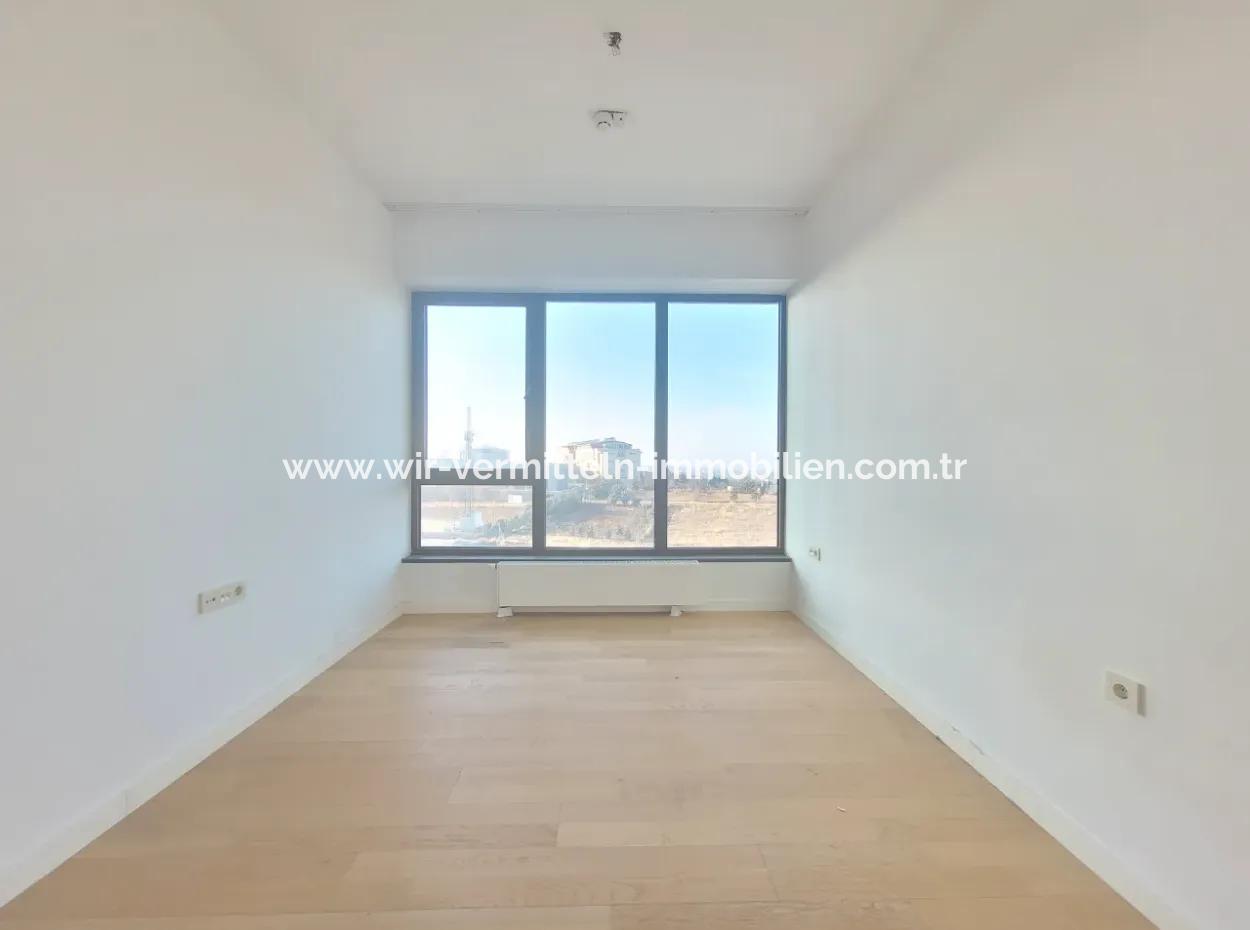 İncek Loft Kiralık 3+1 Şehir Manzaralı 19.Kat Daire