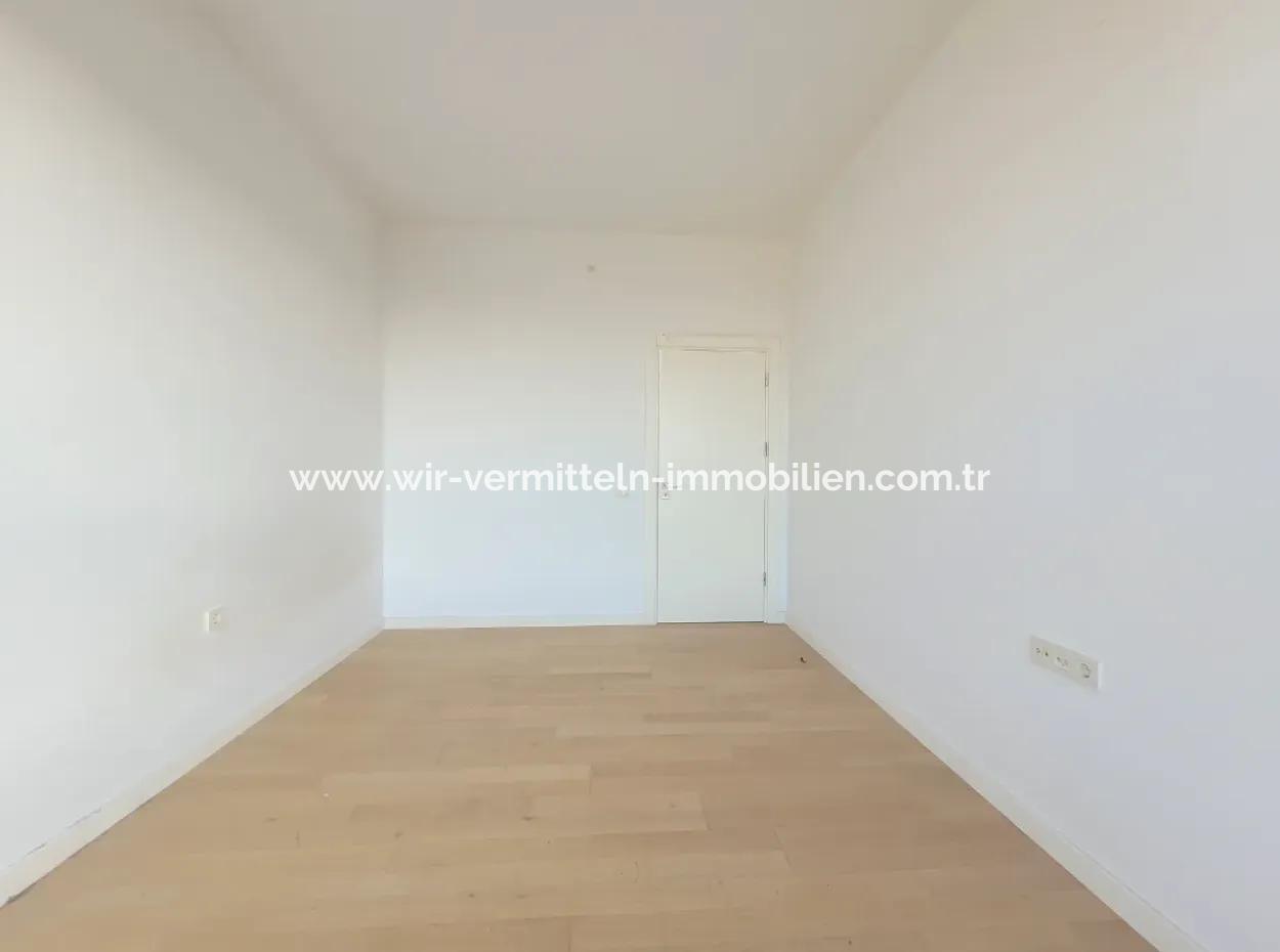 İncek Loft Kiralık 3+1 Şehir Manzaralı 19.Kat Daire