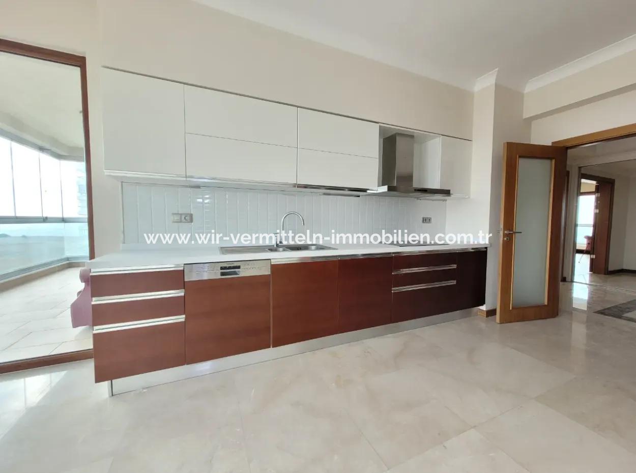 Boş İncek Nata'da Satılık 4+1 207 M²  Göl Manzaralı Daire